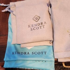 Kendra Scott Cream and Blue Jewelry Pouches